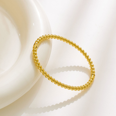 Mode étirable de bracelet de boule de perle plaquée par or du bracelet 14K de perle d'or de partie