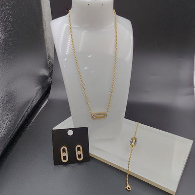 Les dernières boucles d'oreilles en acier inoxydable de couleur or, collier, bracelet avec coquille pour femme
