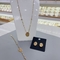 Bracelet de boucles d'oreille de goujon de collier de la CZ Diamond Jewelry Set Classic Pendant pour le zircon plaqué par or de femmes