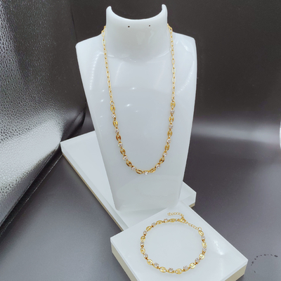 Nouvelle arrivée à la mode High Polish la plus récente couleur or boucle d'oreille en acier inoxydable, collier, bracelet ensemble avec Zirco pour la dame