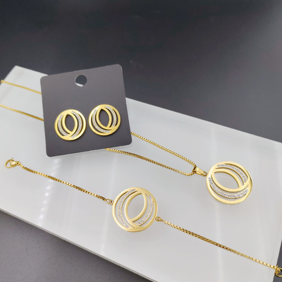 Nouveau arrivée Les dernières lignes tendance Couleur or Boucle d'oreille en acier inoxydable, Collier, Bracelet pour femme