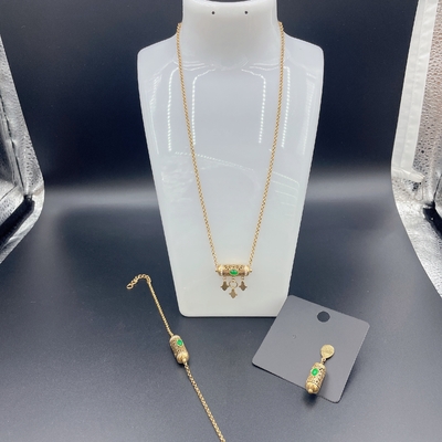 2024 Nouveau ensemble de bijoux en acier inoxydable à l' épreuve de l' eau, 18K or, cadeau de luxe, en gros